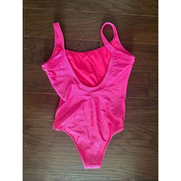 Aerie Hot Pink Ribbed One Piece Swimsuit Medium - Picture 2 of 6